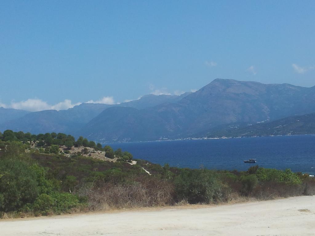 鲁西亚纳 克莱玛提索旅舍旅舍 外观 照片